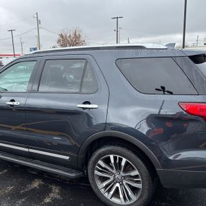 FORD EXPLORER PLATINUM - 6