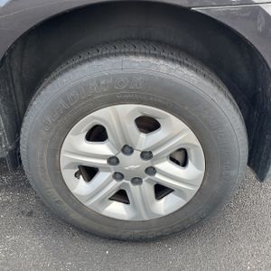 2015 Chevrolet TRAVERSE LS — миниатюра 18