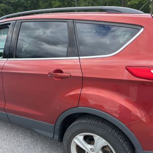 صورة 6 لـ 2016 FORD ESCAPE SE