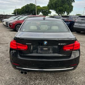 2017 BMW 330I XDRIVE — фото 7