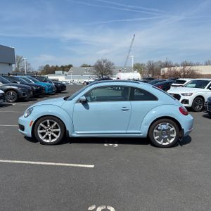 VOLKSWAGEN BEETLE 2.5L PZEV FENDER EDITION - 3