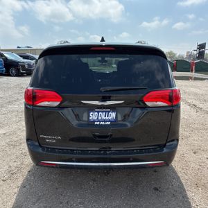 CHRYSLER PACIFICA TOURING L - 7