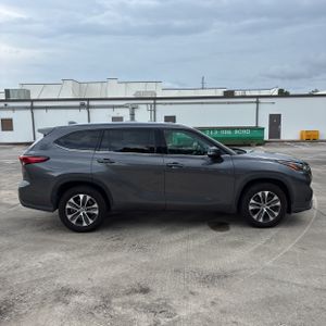 TOYOTA HIGHLANDER - 10