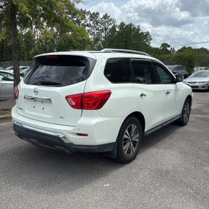 2017 Nissan PATHFINDER SV 照片 8