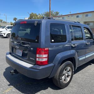 JEEP LIBERTY SPORT - 9