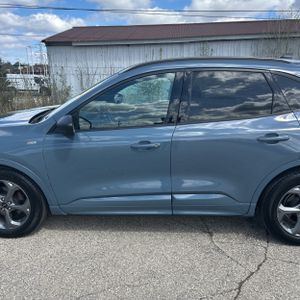 FORD ESCAPE ST-LINE - 4