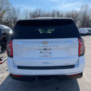 CHEVROLET SUBURBAN LT - 5