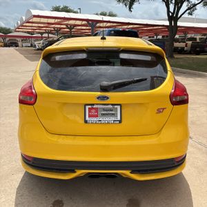 FORD FOCUS ST - 7