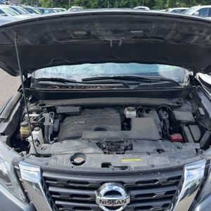 صورة 42 لـ 2017 Nissan PATHFINDER SV