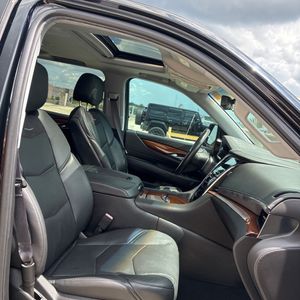 2017 Cadillac ESCALADE LUXURY 缩略图 32