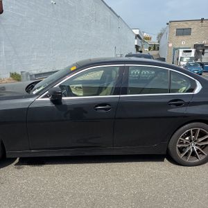 BMW 330I XDRIVE - 4