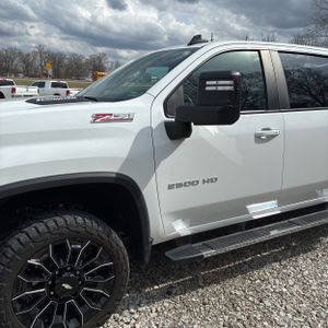 CHEVROLET SILVERADO 2500HD LT - 2