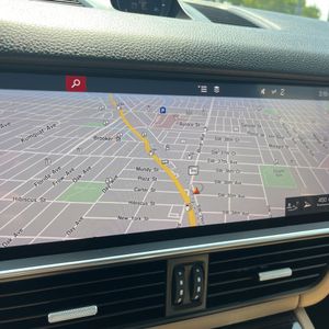 2019 Porsche CAYENNE BASE 缩略图 38