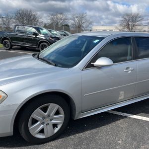 CHEVROLET IMPALA LS - 2