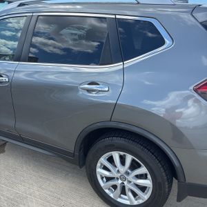 صورة 6 لـ 2019 Nissan ROGUE SV