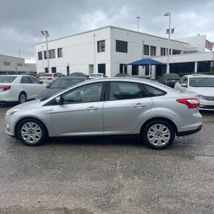 FORD FOCUS SE - 3