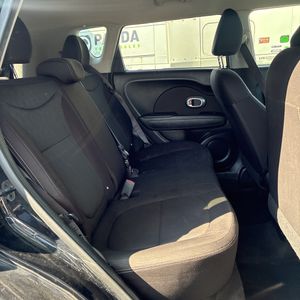 صورة 34 لـ 2016 KIA SOUL BASE
