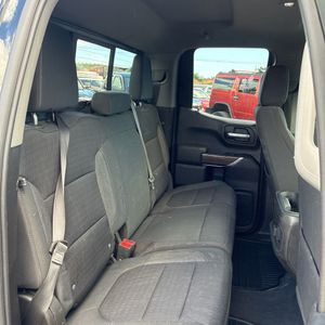 2020 Chevrolet SILVERADO 1500 RST 照片 35