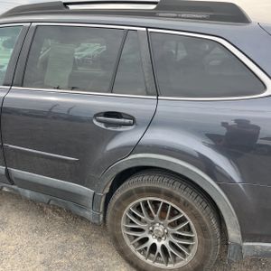 SUBARU OUTBACK 3.6R LIMITED - 6