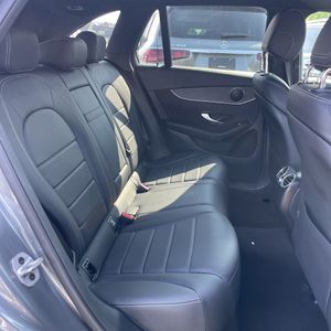 صورة مصغرة 35 لـ 2022 Mercedes-BENZ GLC
