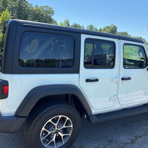 2024 JEEP WRANGLER SPORT S — фото 9