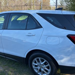 Chevrolet Equinox LS - 6