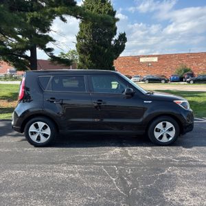 صورة 10 لـ 2016 KIA SOUL BASE