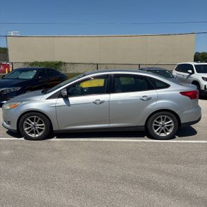 FORD FOCUS SE - 3