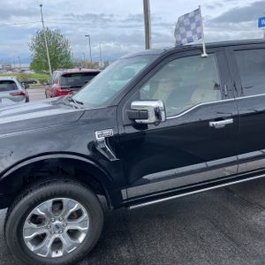 FORD F-150 PLATINUM - 2