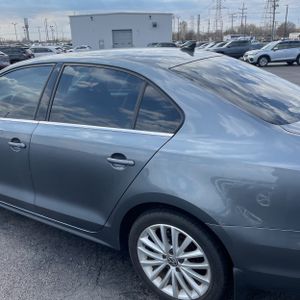 VOLKSWAGEN JETTA SE - 6