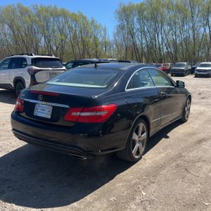 MERCEDES-BENZ E-CLASS - 8