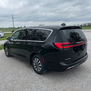 CHRYSLER PACIFICA HYBRID SELECT - 5