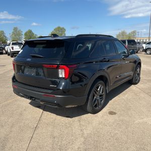 FORD EXPLORER ST-LINE - 8