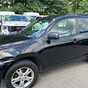 2011 Toyota RAV4 BASE 照片 2