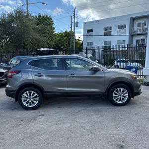 NISSAN ROGUE SPORT S - 10