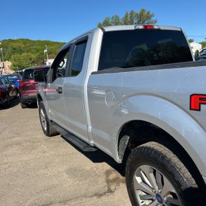 FORD F-150 XL - 6