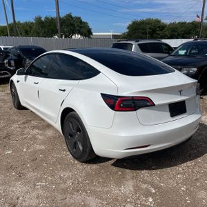 TESLA MODEL 3 BASE - 5