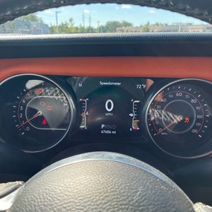صورة 39 لـ 2018 JEEP WRANGLER UNLIMITED SAHARA