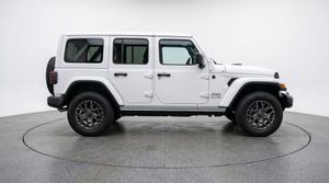 صورة 8 لـ 2025 JEEP WRANGLER SAHARA