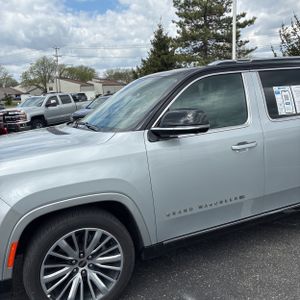 JEEP GRAND WAGONEER L SERIES III - 2