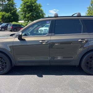 صورة 4 لـ 2021 KIA TELLURIDE SX