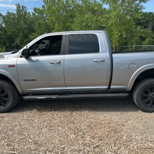 2019 RAM 2500 LARAMIE 照片 4