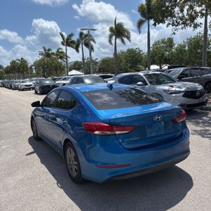 HYUNDAI ELANTRA SE - 5