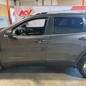 Jeep Cherokee Limited - 4