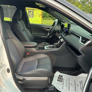 2024 Toyota RAV4 HYBRID XSE — миниатюра 33