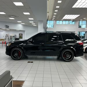 2026 Mercedes-BENZ AMG GLS 63 4MATIC+ — фото 3