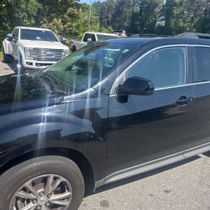 CHEVROLET EQUINOX LT - 2