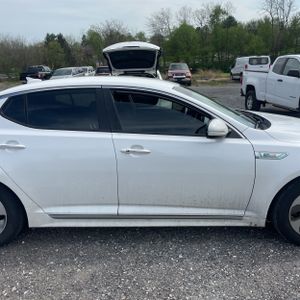 KIA OPTIMA HYBRID LX - 9