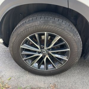2024 Lexus NX 350H BASE 照片 17