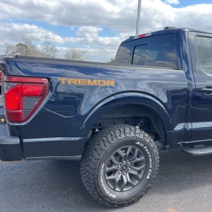 FORD F-150 TREMOR - 9